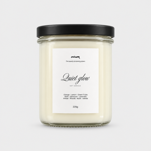 ovium quiet glow swieca 225g.png